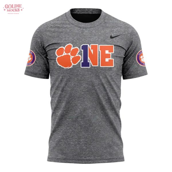 Clemson Tigers x Coach Dabo Swinney Now Won T-Shirt